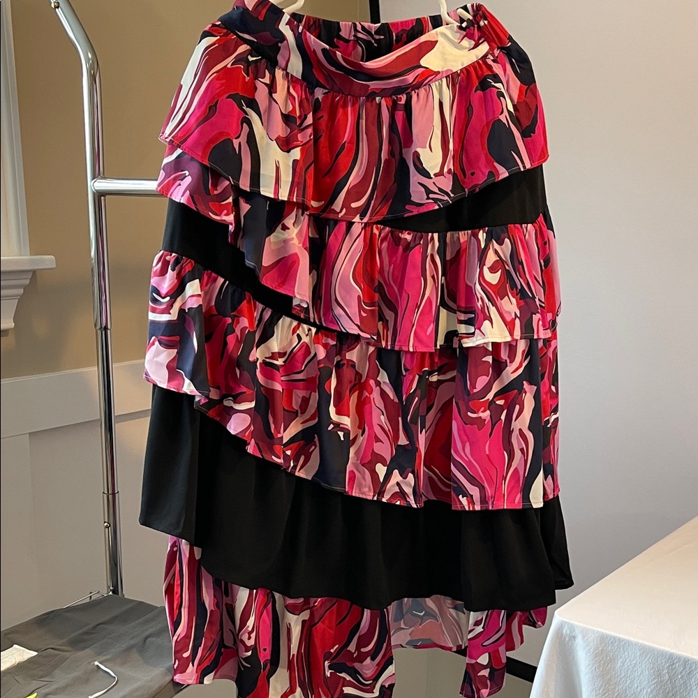 NWT Crosby by Mollie Burch Eartha Skirt Aspen Print Tiered Midi Medium